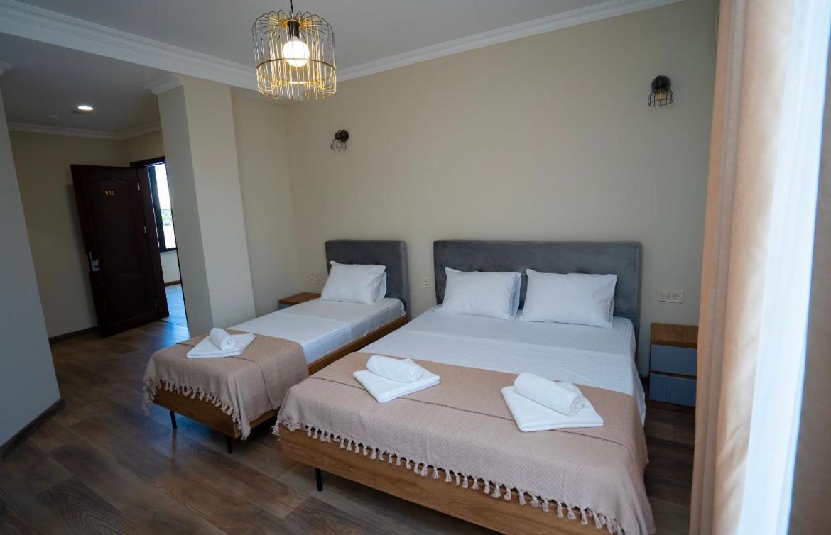 Hotel Leonardo Кобулети Екстериор снимка