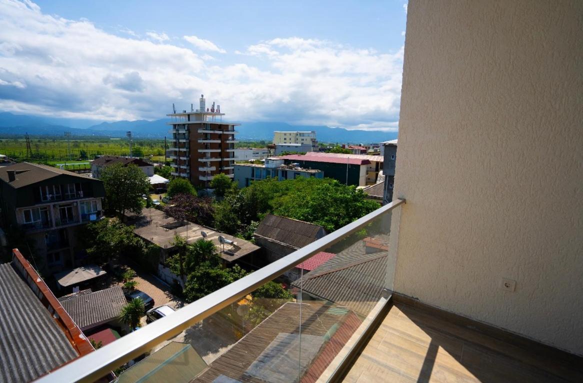 Hotel Leonardo Кобулети Екстериор снимка