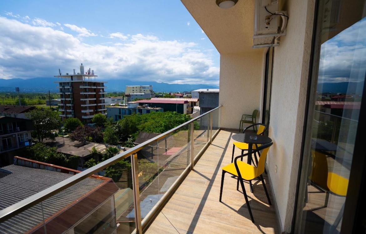 Hotel Leonardo Кобулети Екстериор снимка