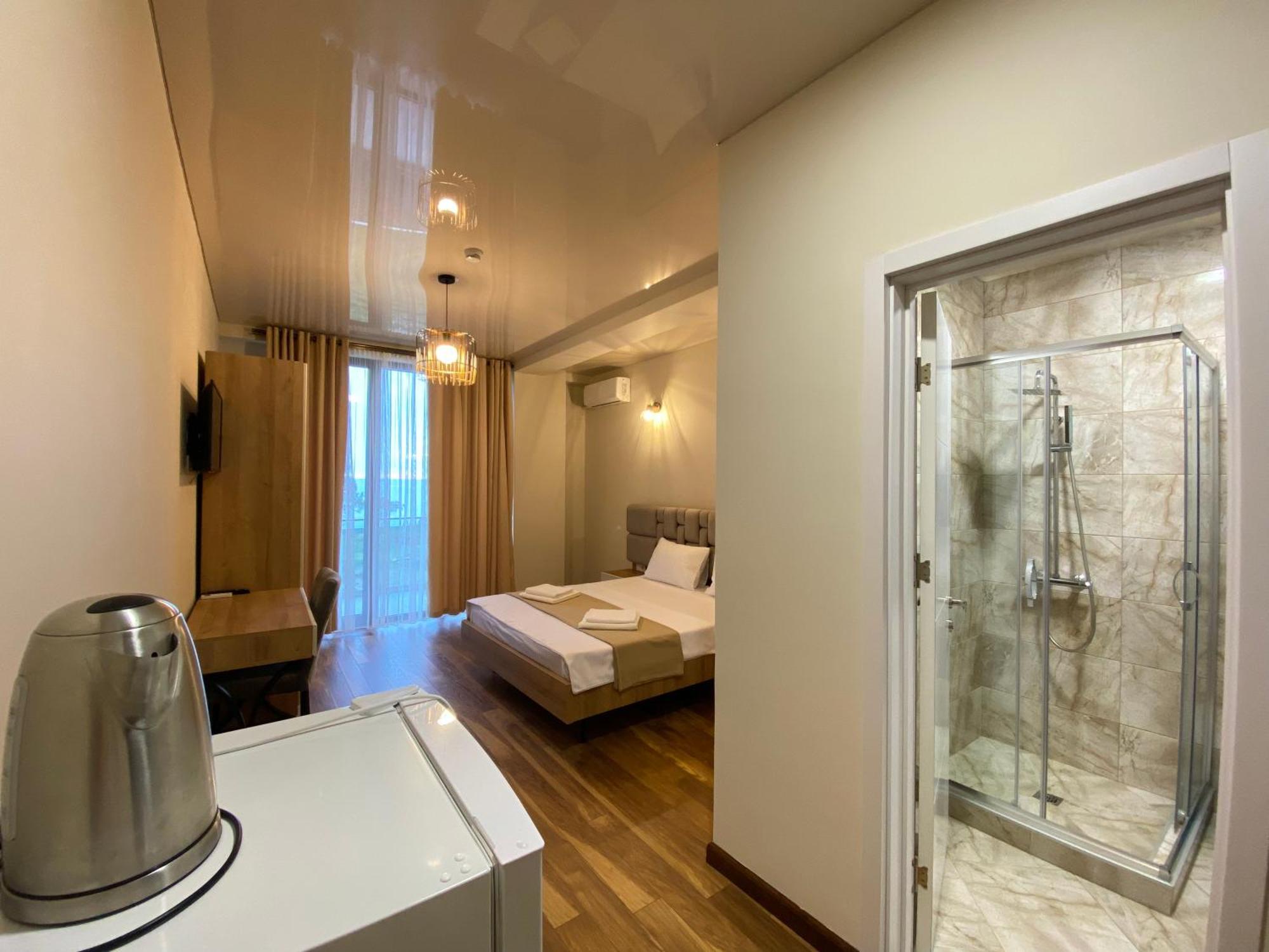 Hotel Leonardo Кобулети Екстериор снимка